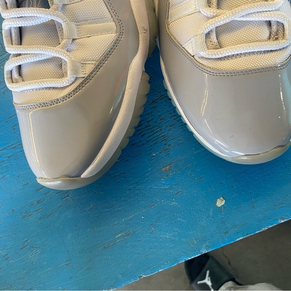 Jordan 11 RetroAthletic Shoes in Gray and White has scratches will negotiate - Picture 7 of 7
